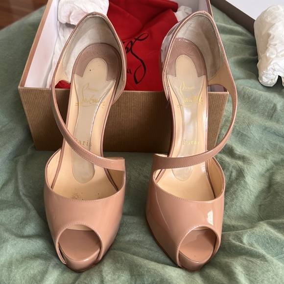 Christian Louboutin size 39/8 1/2 - Picture 3 of 6